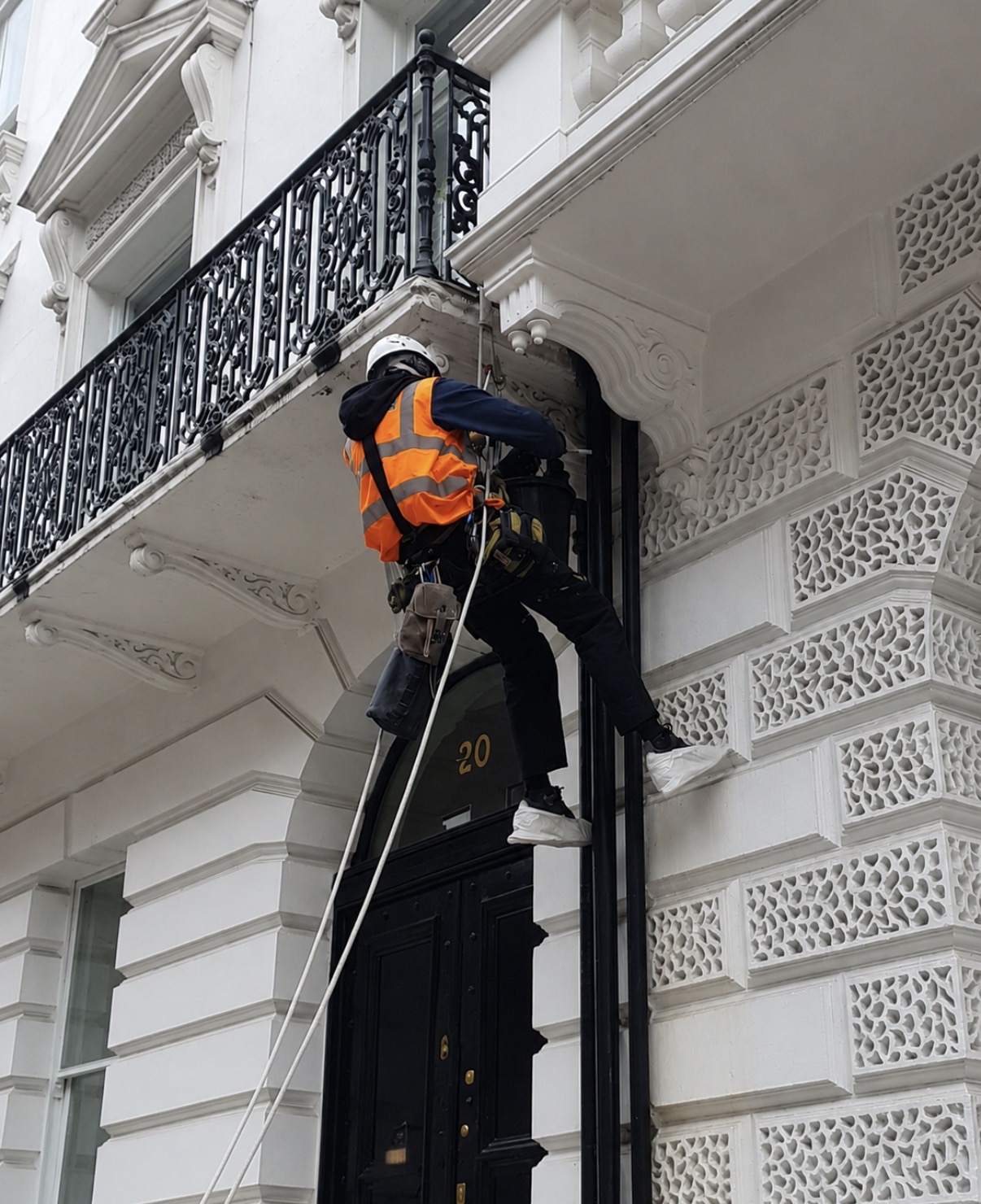 Relevé d'état de façade et bardage en hauteur